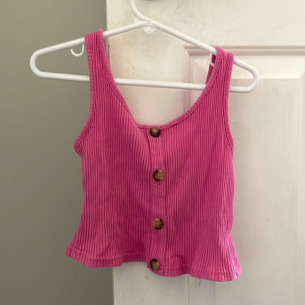 Pink tank top